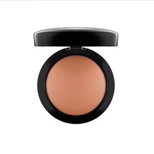 MAC Mineralize SkinFinish Natural